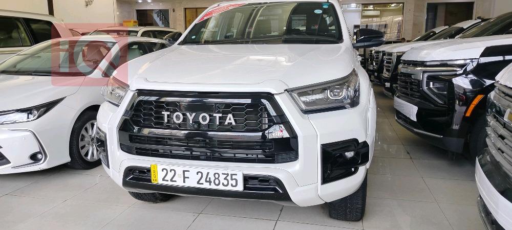 تويوتا هايلوكس